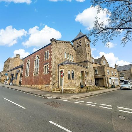 Church Suite, Stow-On-The-Wold, Sleeps 4, Town Location 外观 照片