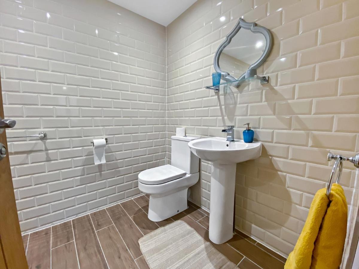 Church Suite, Stow-On-The-Wold, Sleeps 4, Town Location 外观 照片