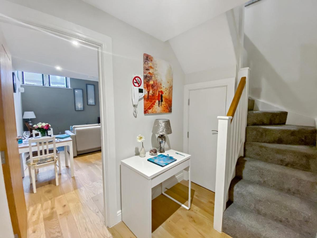 Church Suite, Stow-On-The-Wold, Sleeps 4, Town Location 外观 照片