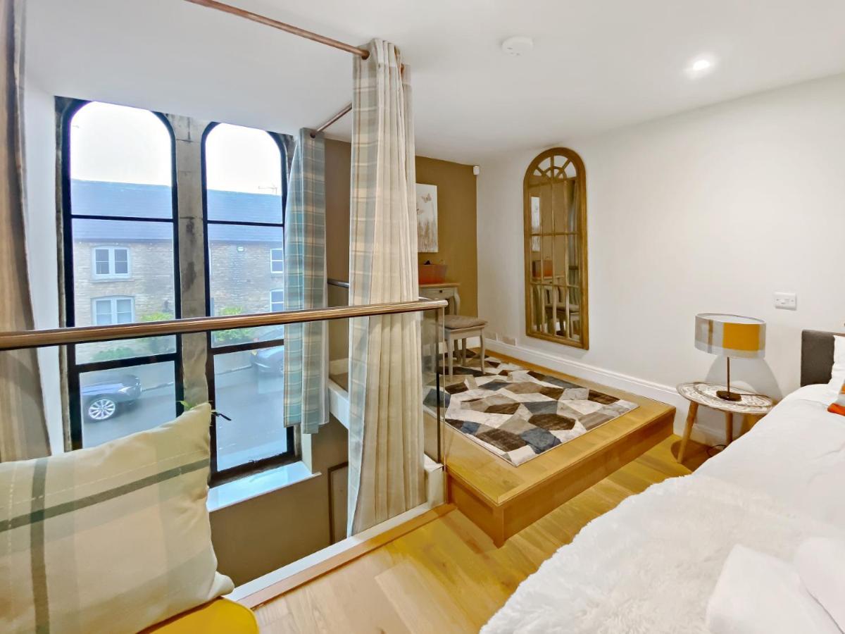 Church Suite, Stow-On-The-Wold, Sleeps 4, Town Location 外观 照片