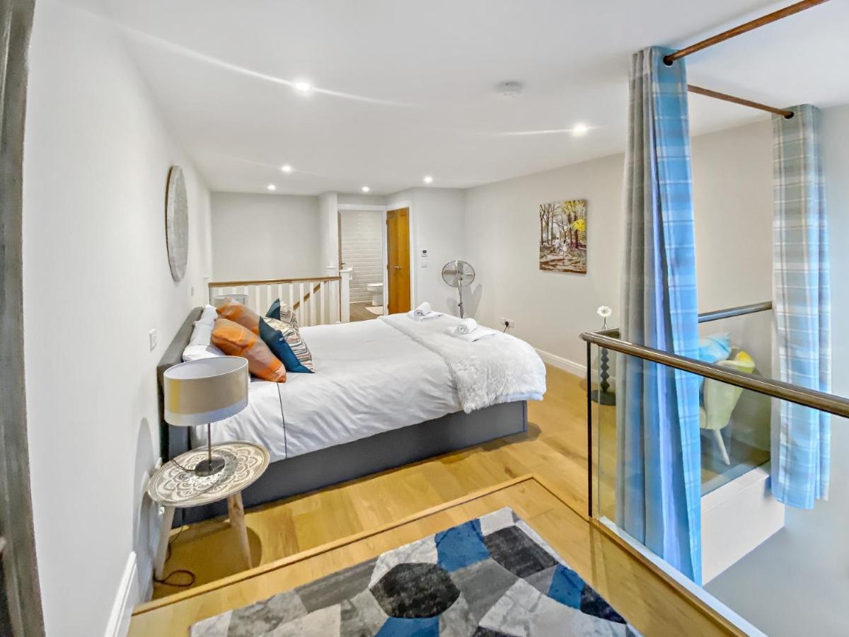 Church Suite, Stow-On-The-Wold, Sleeps 4, Town Location 外观 照片