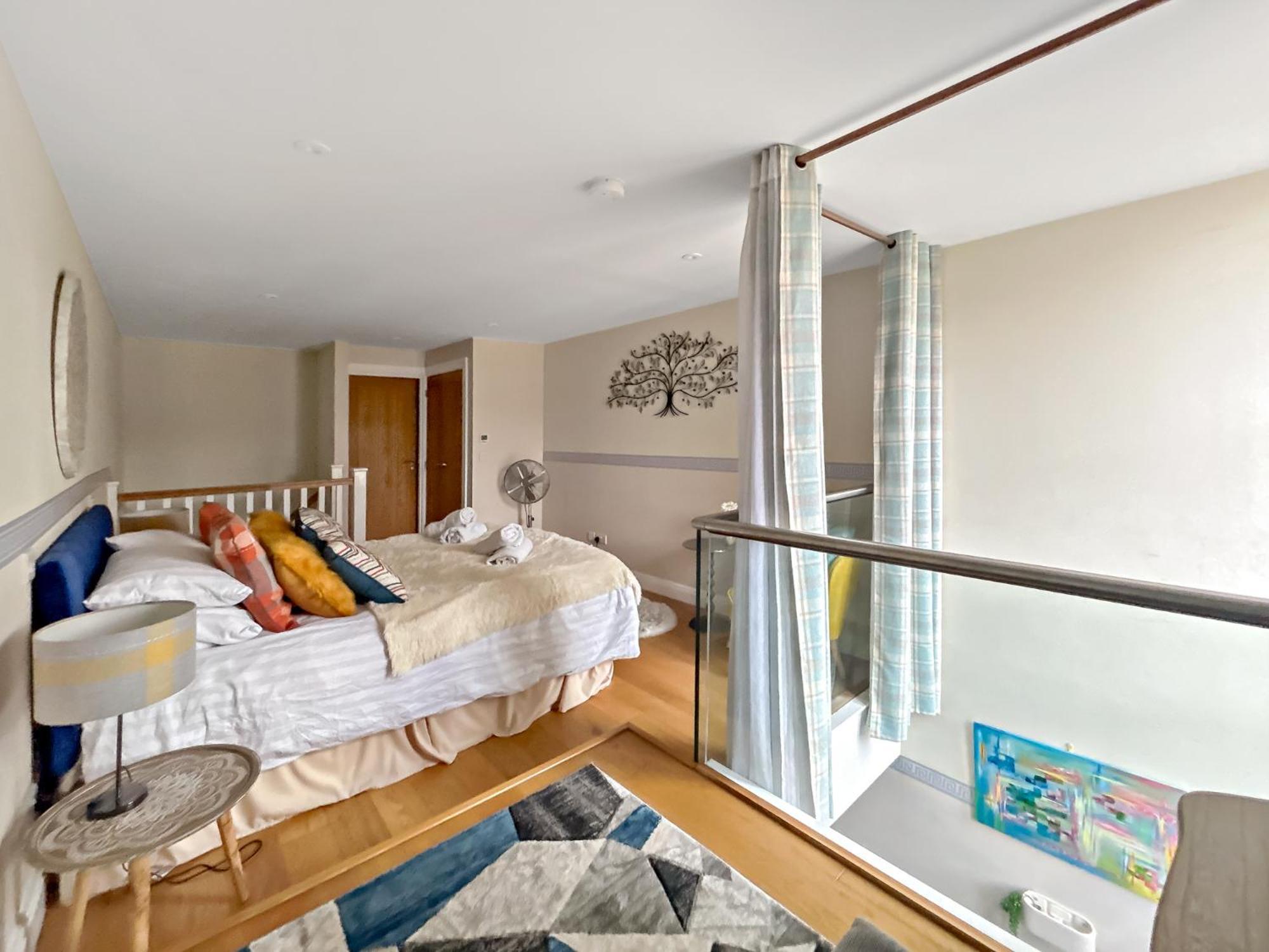 Church Suite, Stow-On-The-Wold, Sleeps 4, Town Location 外观 照片