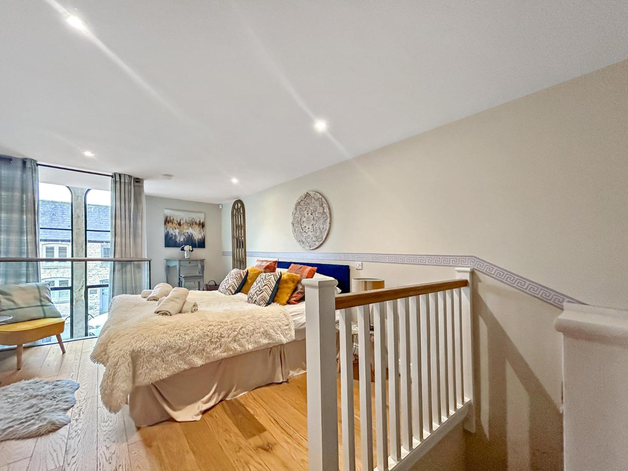 Church Suite, Stow-On-The-Wold, Sleeps 4, Town Location 外观 照片