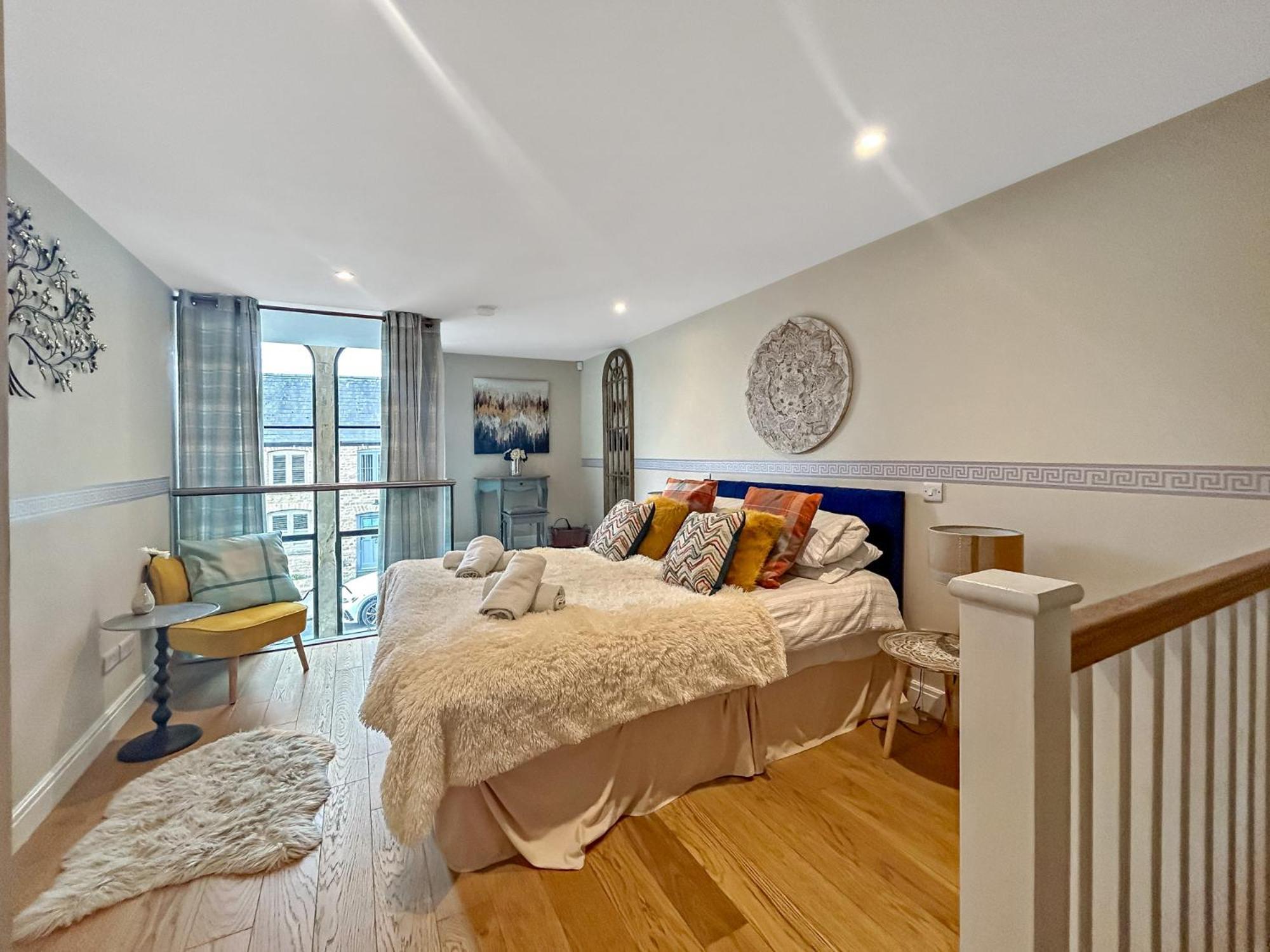 Church Suite, Stow-On-The-Wold, Sleeps 4, Town Location 外观 照片