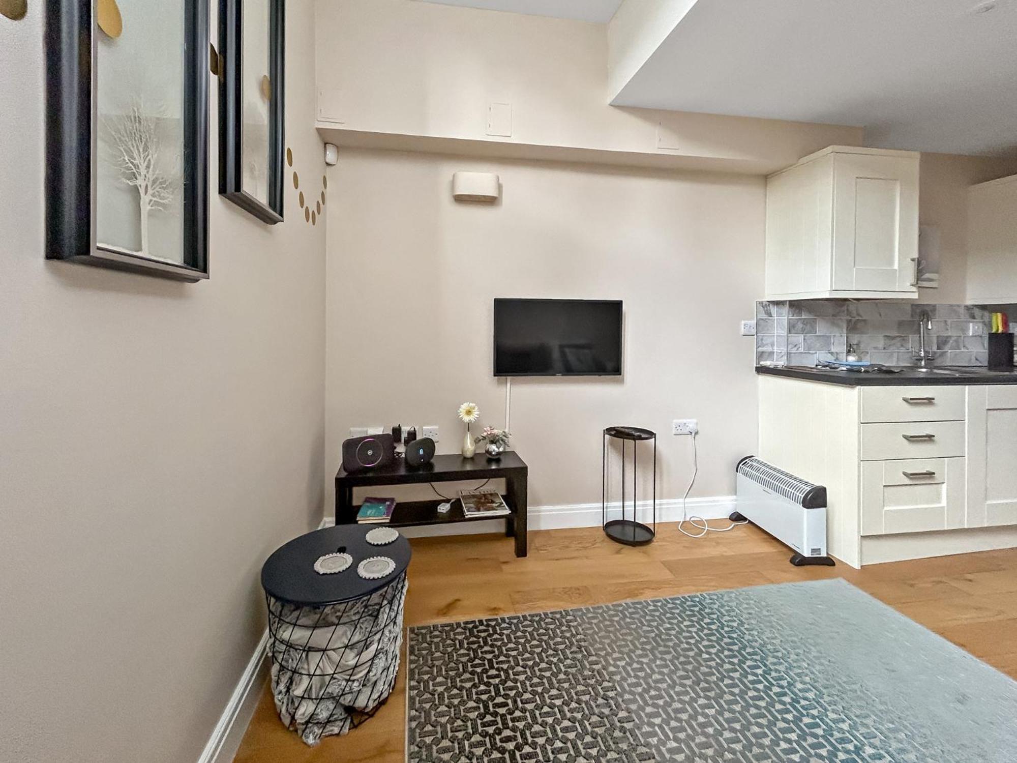 Church Suite, Stow-On-The-Wold, Sleeps 4, Town Location 外观 照片